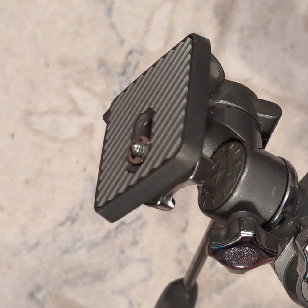 Velbon VS-3 Camera Tripod Aluminium Adjustable Pan/Tilt Head 59in